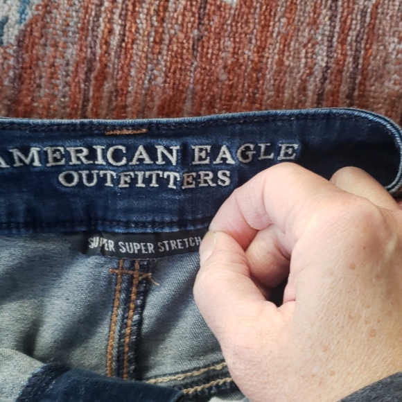 American Eagle Denim Shorts - Picture 3 of 4